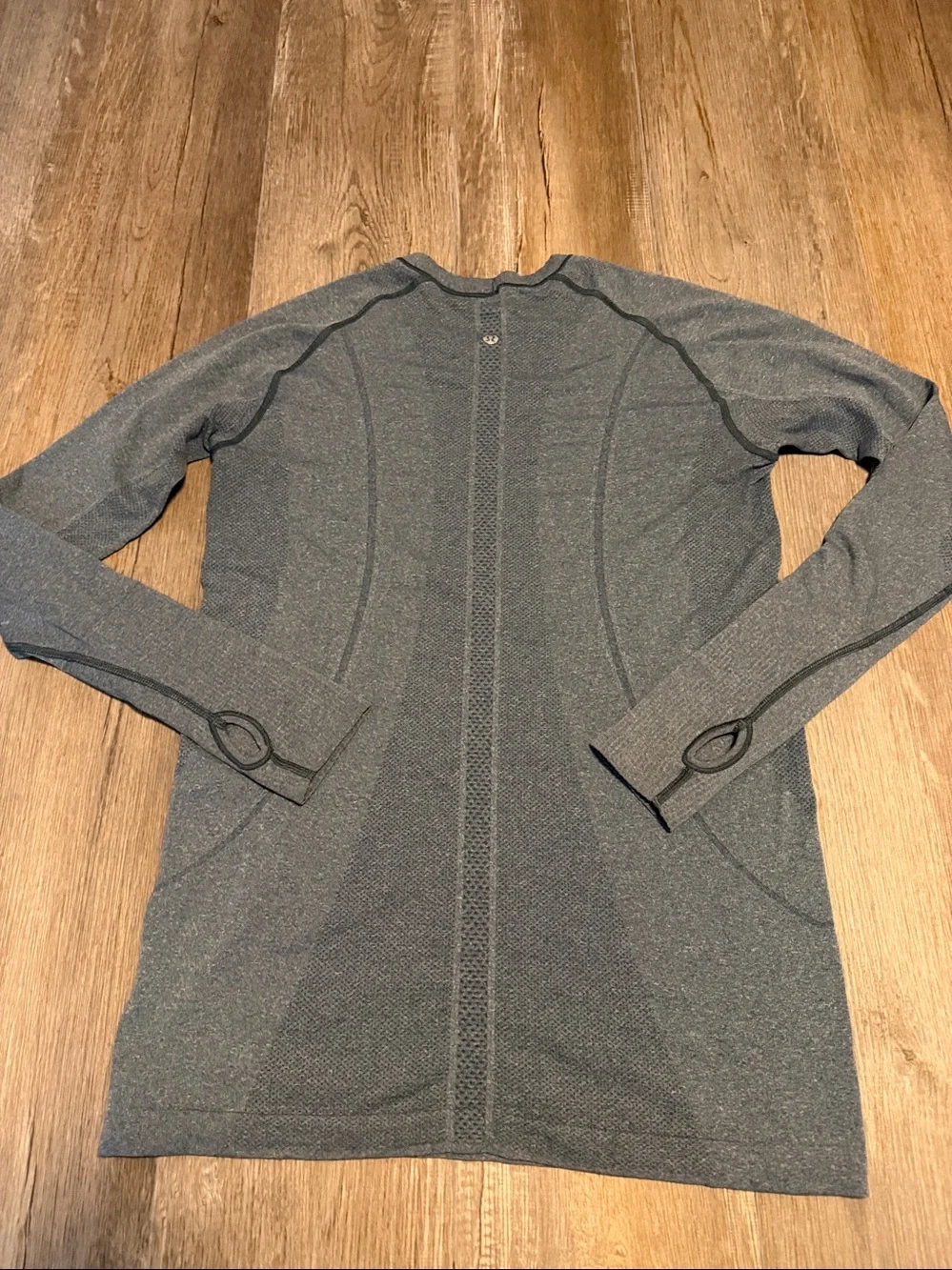 Lululemon Swiftly Tech Long-Sleeve Shirt Hip Length